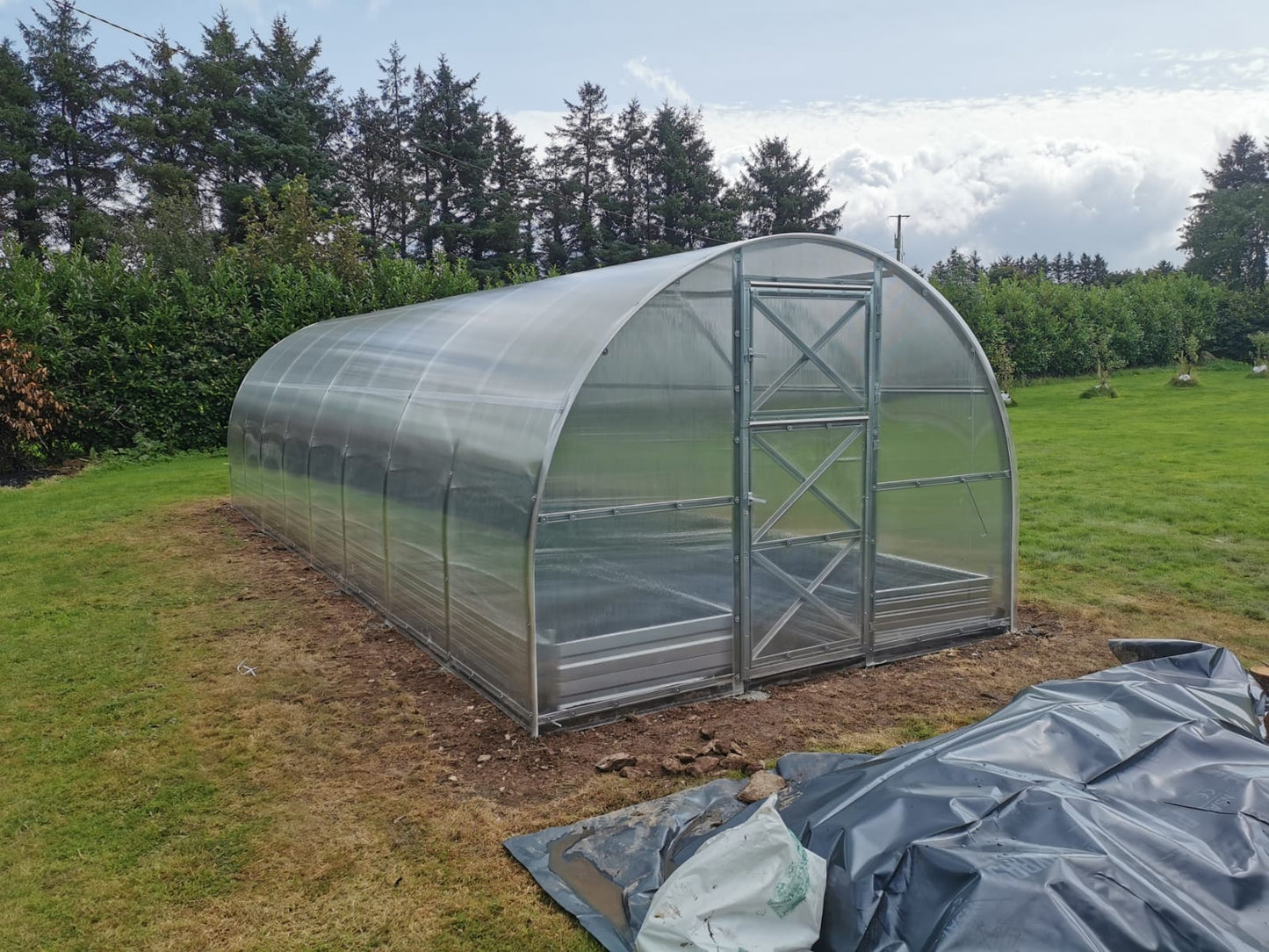 GREENHOUSE STRONG 24 M² 3M X 8M (9.8FT X 26FT)