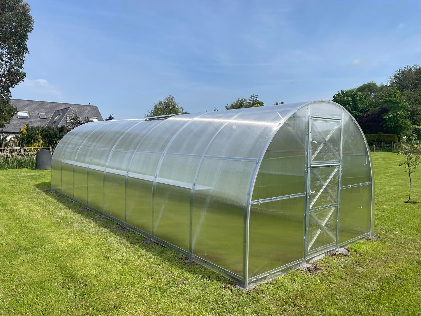 GREENHOUSE STRONG 24 M² 3M X 8M (9.8FT X 26FT)