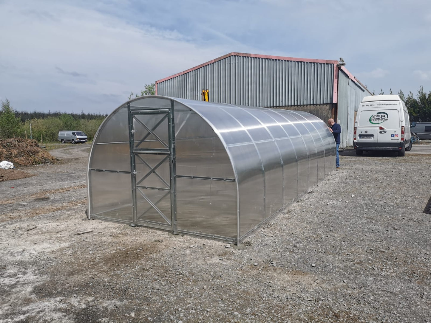 GREENHOUSE STRONG 24 M² 3M X 8M (9.8FT X 26FT)