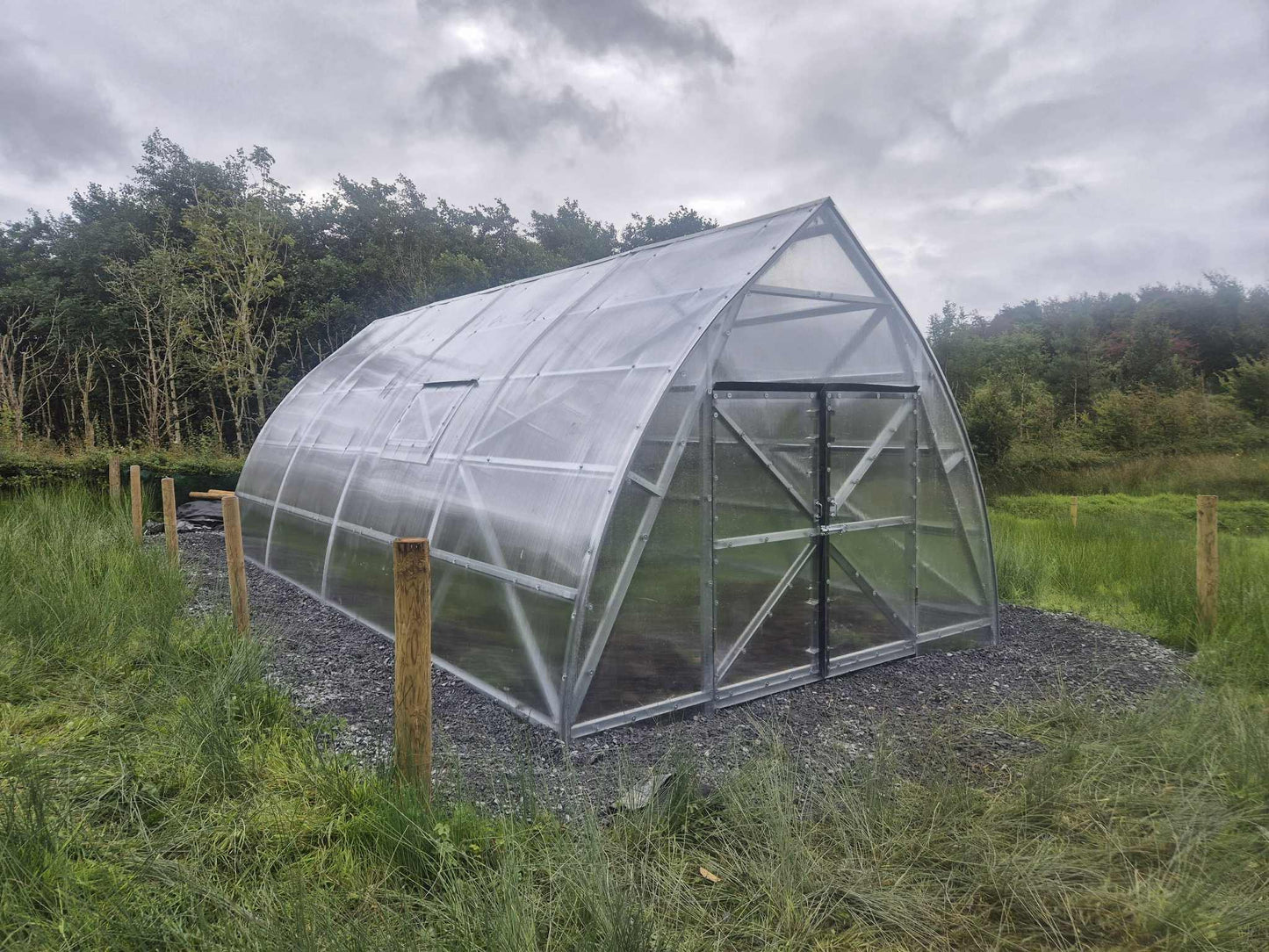 FARMER 4.2 (35.28 M² - 4.2M X 8.5M; 13.8FT X 27.9FT)