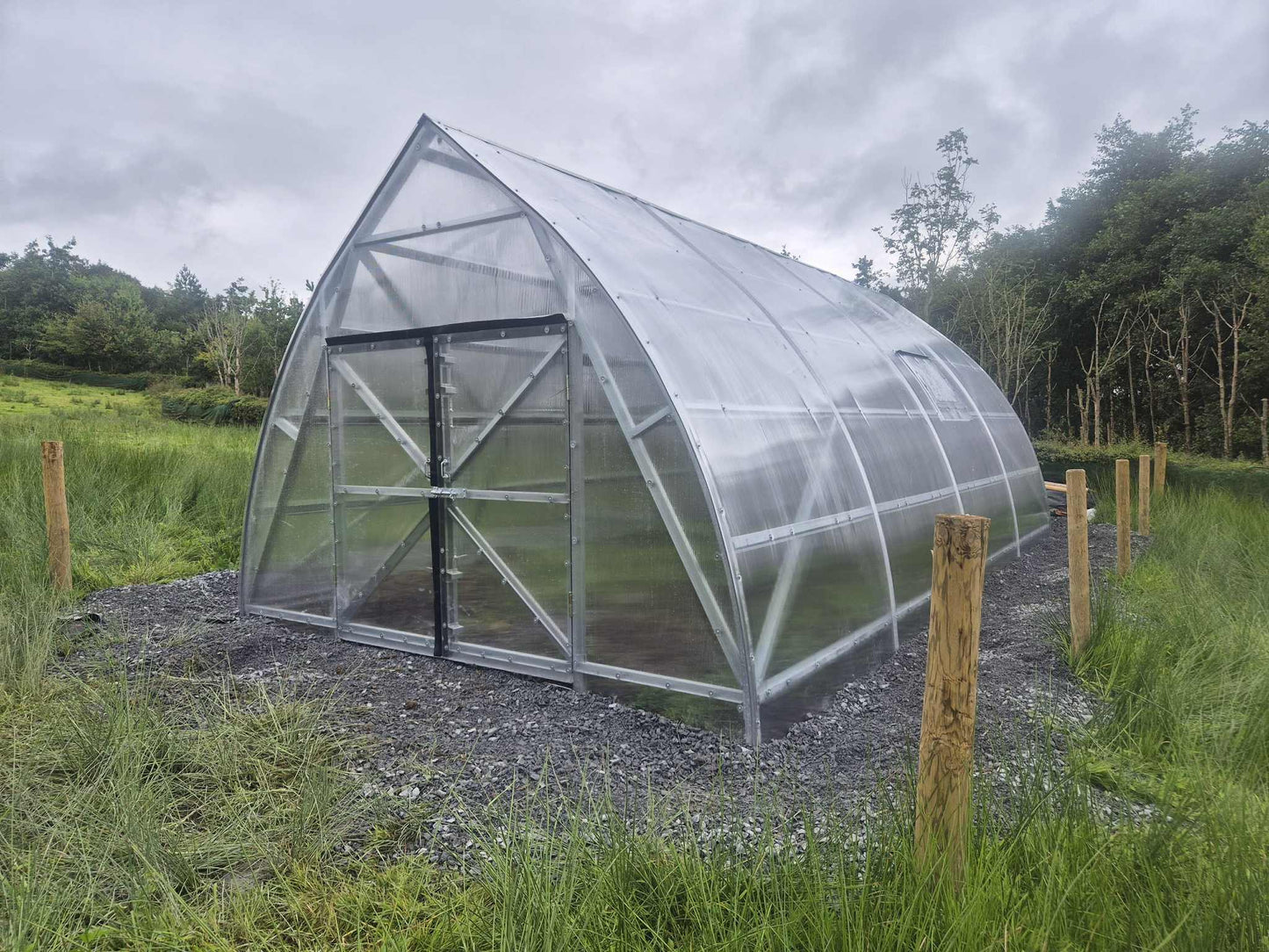 FARMER 4.2 (35.28 M² - 4.2M X 8.5M; 13.8FT X 27.9FT)