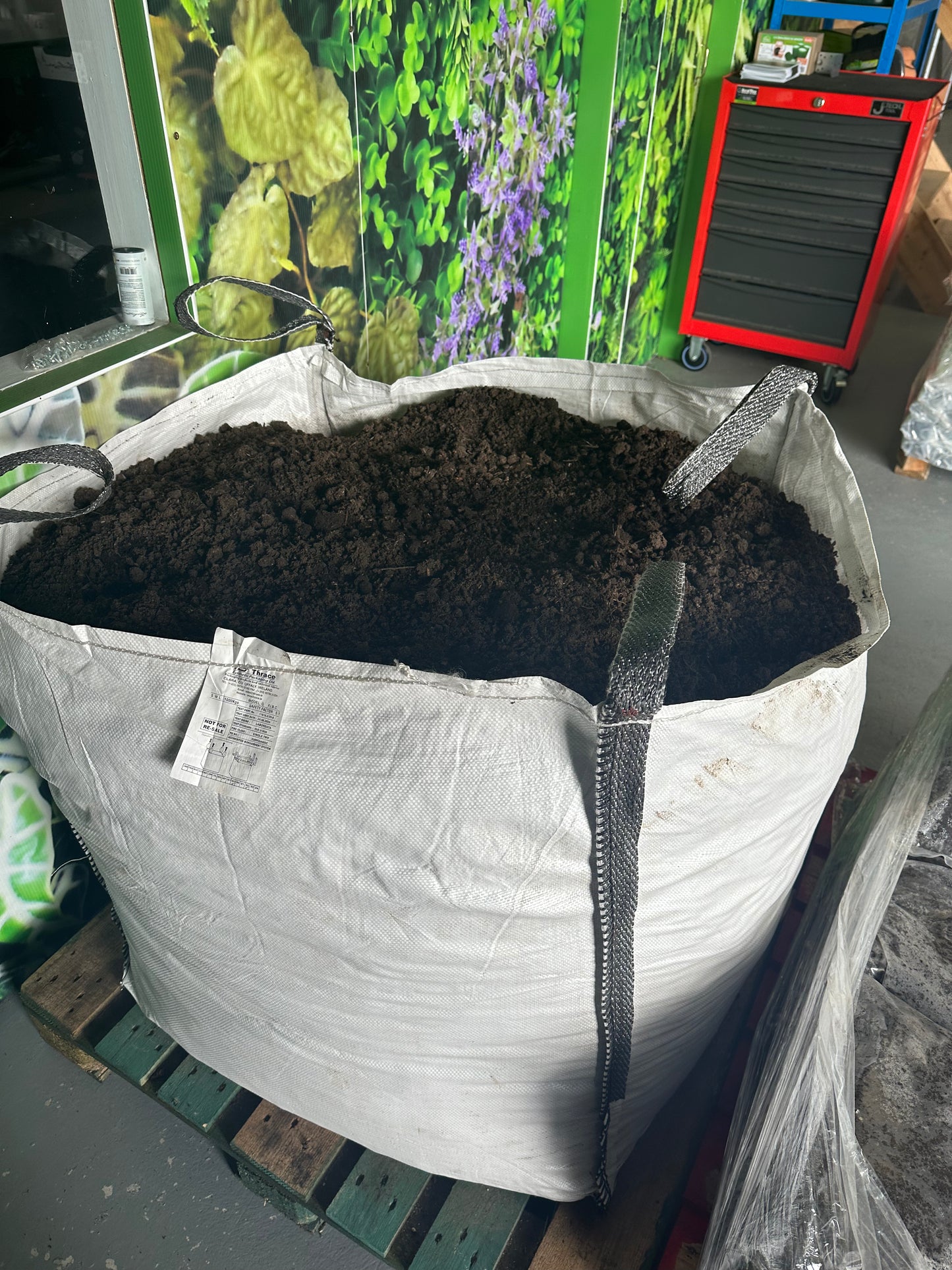 VEGETABLE SOIL and COMPOST MIX bulk bag
