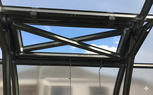 Manual Roof Window for Greenhouse 'Arrow'