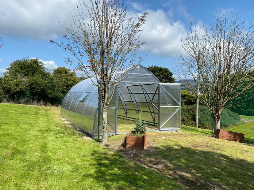 FARMER 5 (21M² - 5M X 4.2M; 16.4FT X 13.8FT)