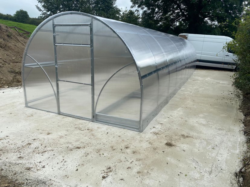 GREENHOUSE SIGMA 30 M² (3M X 10M; 9.8FT X 33FT)