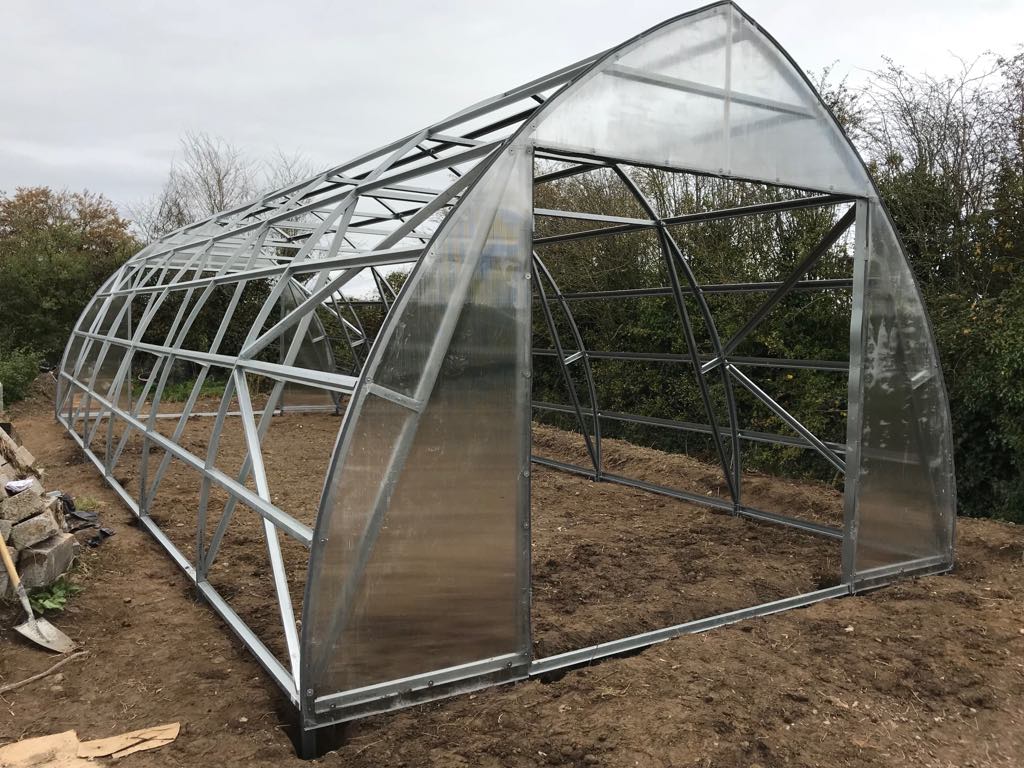 FARMER 5 (63.5M² - 5M X 12.7M; 16.4FT X 41.7FT)