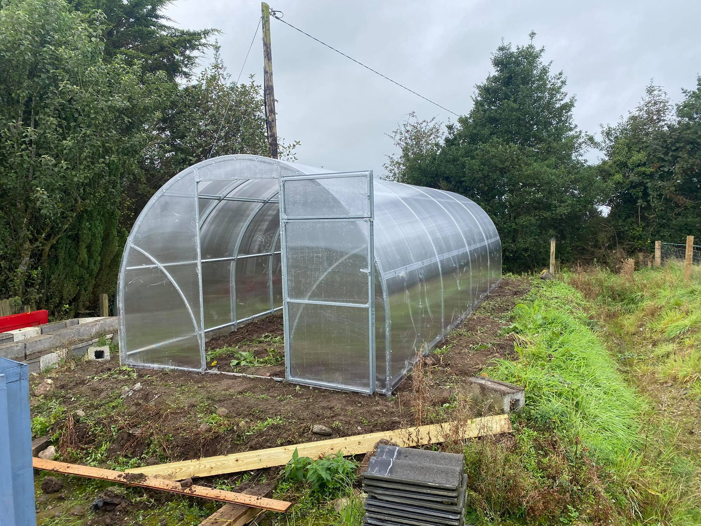 GREENHOUSE SIGMA 24M² 3M X 8M (9.8FT X 26FT)