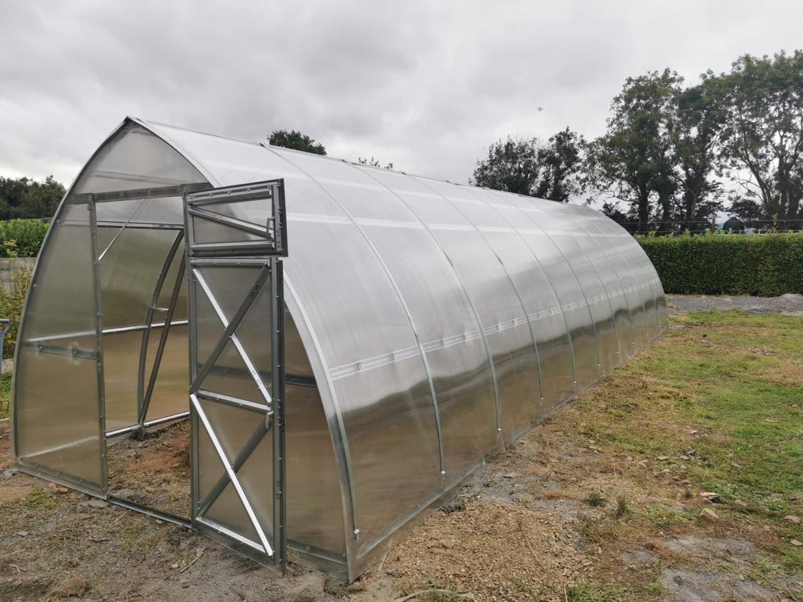 GREENHOUSE ARROW-3, 30M² (3M X 10M; 9.8FT X 33FT)