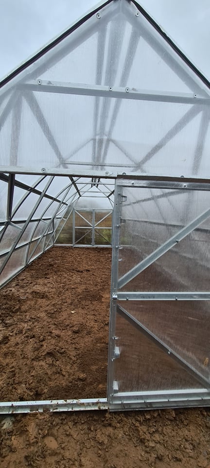 FARMER 4.2 (35.28 M² - 4.2M X 8.5M; 13.8FT X 27.9FT)