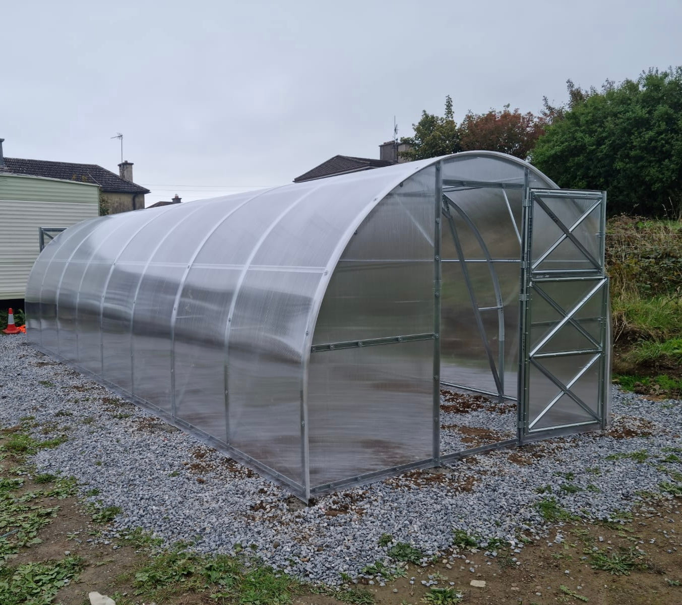 GREENHOUSE STRONG 24 M² 3M X 8M (9.8FT X 26FT)