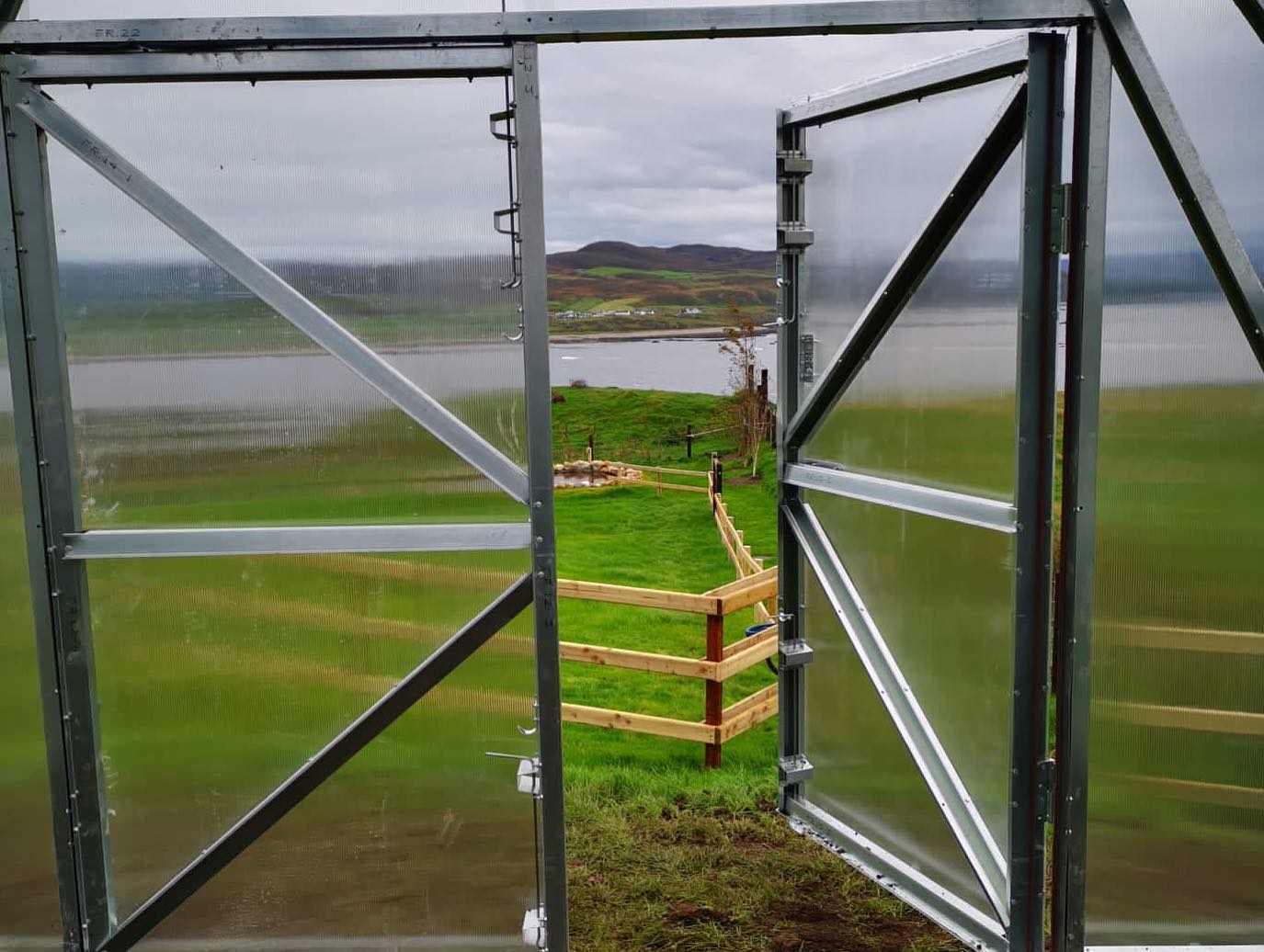 FARMER 4.2 (44.52 M² - 4.2M X 10.6M; 13.8FT X 34.8FT)