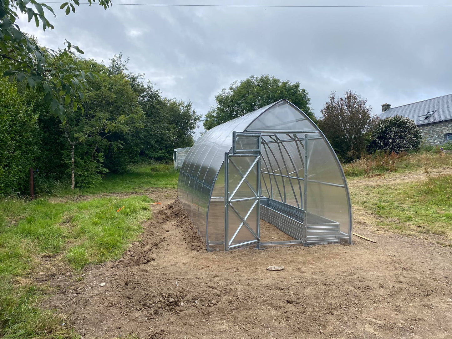 GREENHOUSE ARROW, 15.6 M² (2.6M X 6M; 8.5FT X 19.6FT)