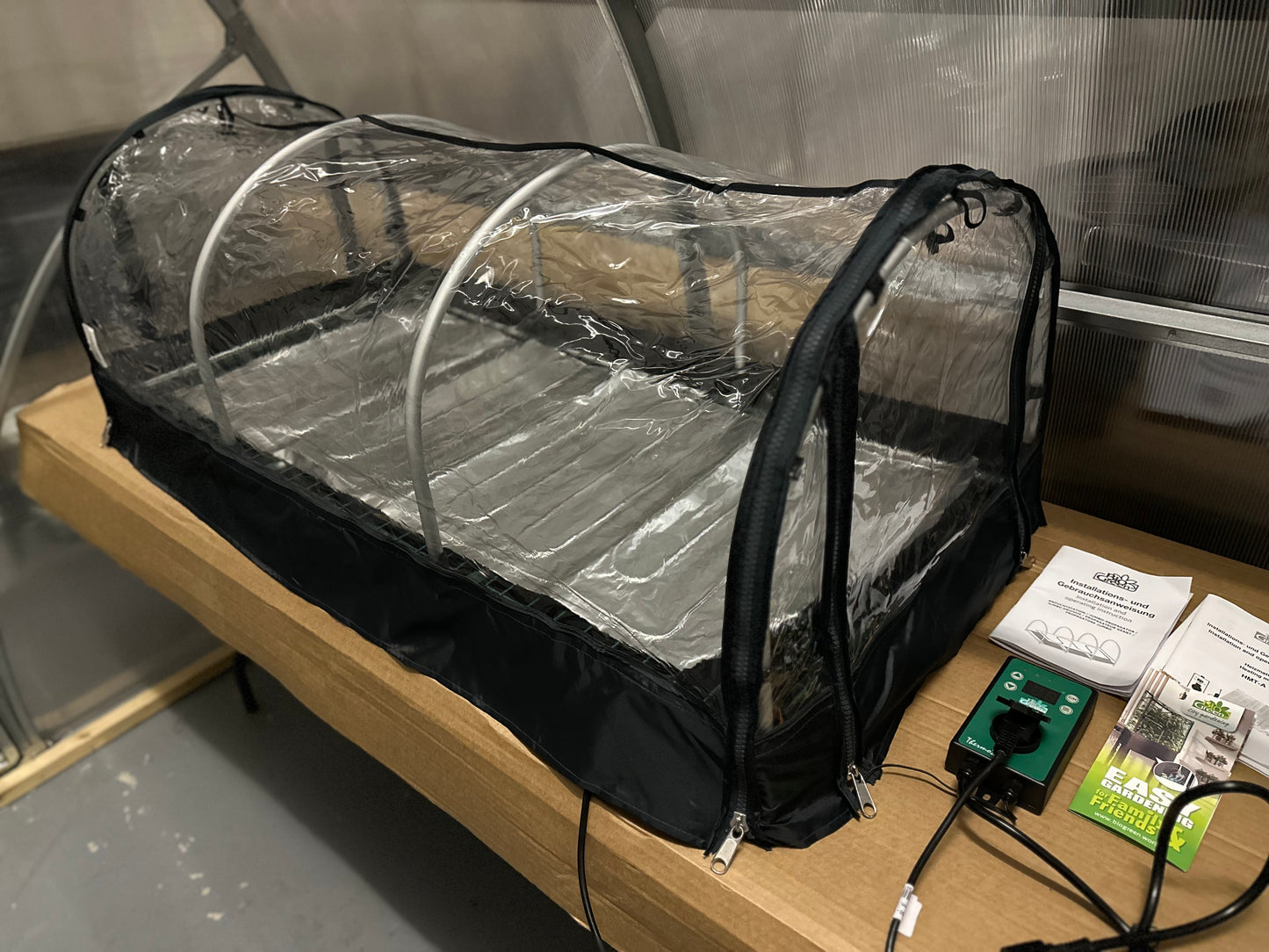 PROPAGATOR XXL “JUMBO” WITH HEATING MAT & DIGITAL-THERMOSTAT