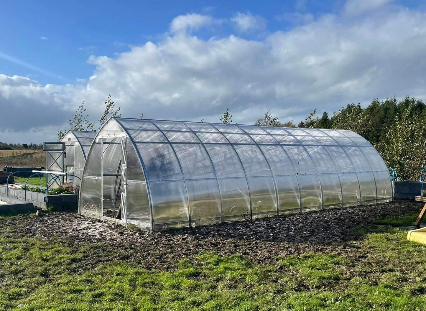 GREENHOUSE ARROW-3, 30M² (3M X 10M; 9.8FT X 33FT)