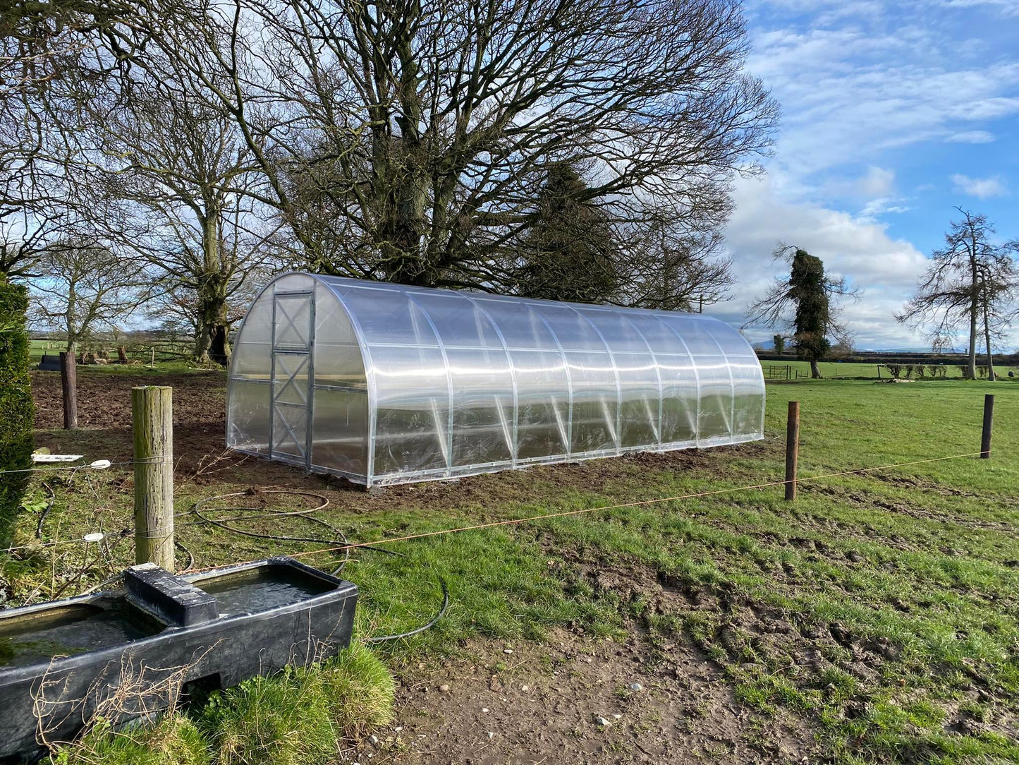 GREENHOUSE STRONG 24 M² 3M X 8M (9.8FT X 26FT)