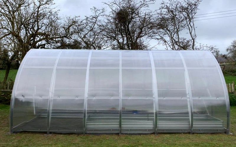 GREENHOUSE ARROW, 15.6 M² (2.6M X 6M; 8.5FT X 19.6FT)