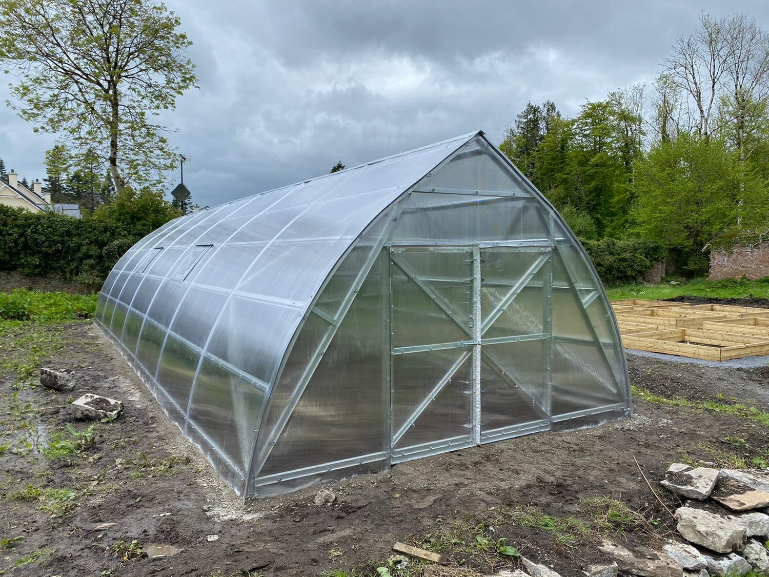 COMMERCIAL & PRODUCTION GREENHOUSES