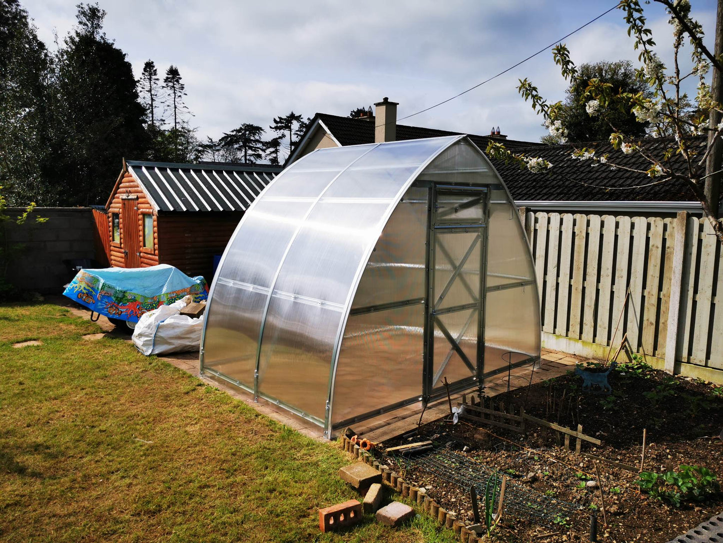 GREENHOUSE ARROW-3, 6M² (3M X 2M; 9.8FT X 6.5FT)