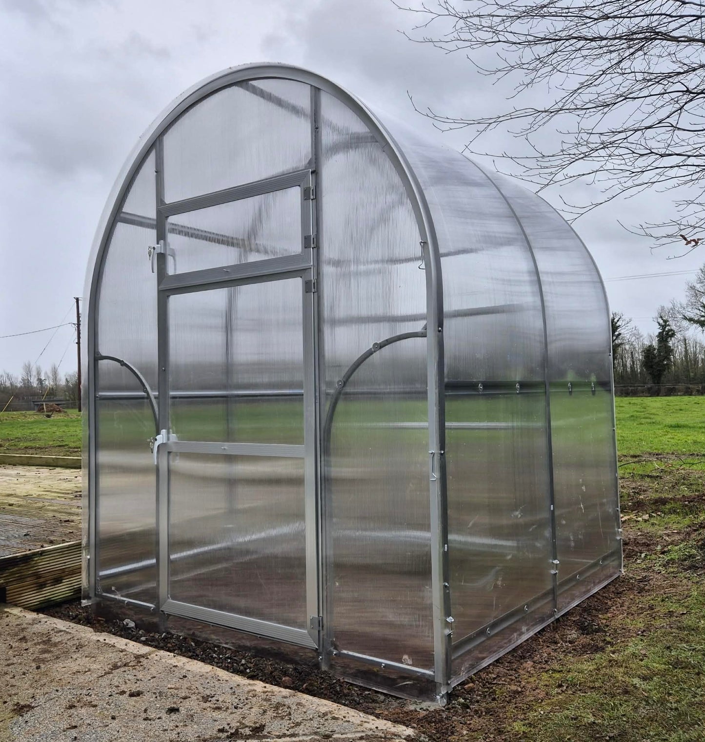 Sigma Lux 2m (width: 2 m, height: 2.4 m)