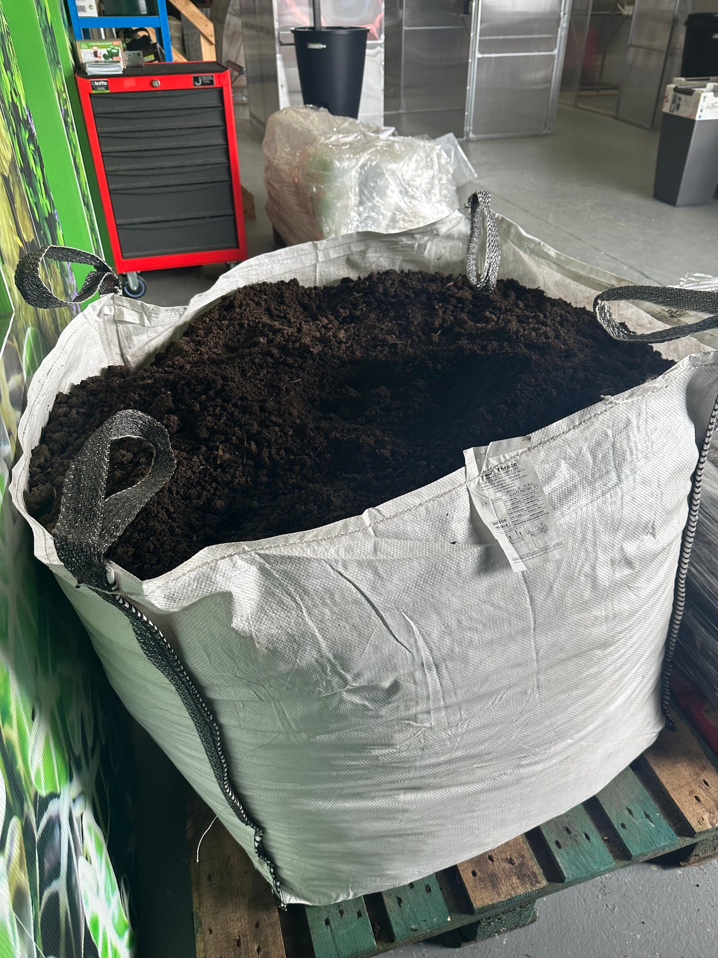 VEGETABLE SOIL and COMPOST MIX bulk bag