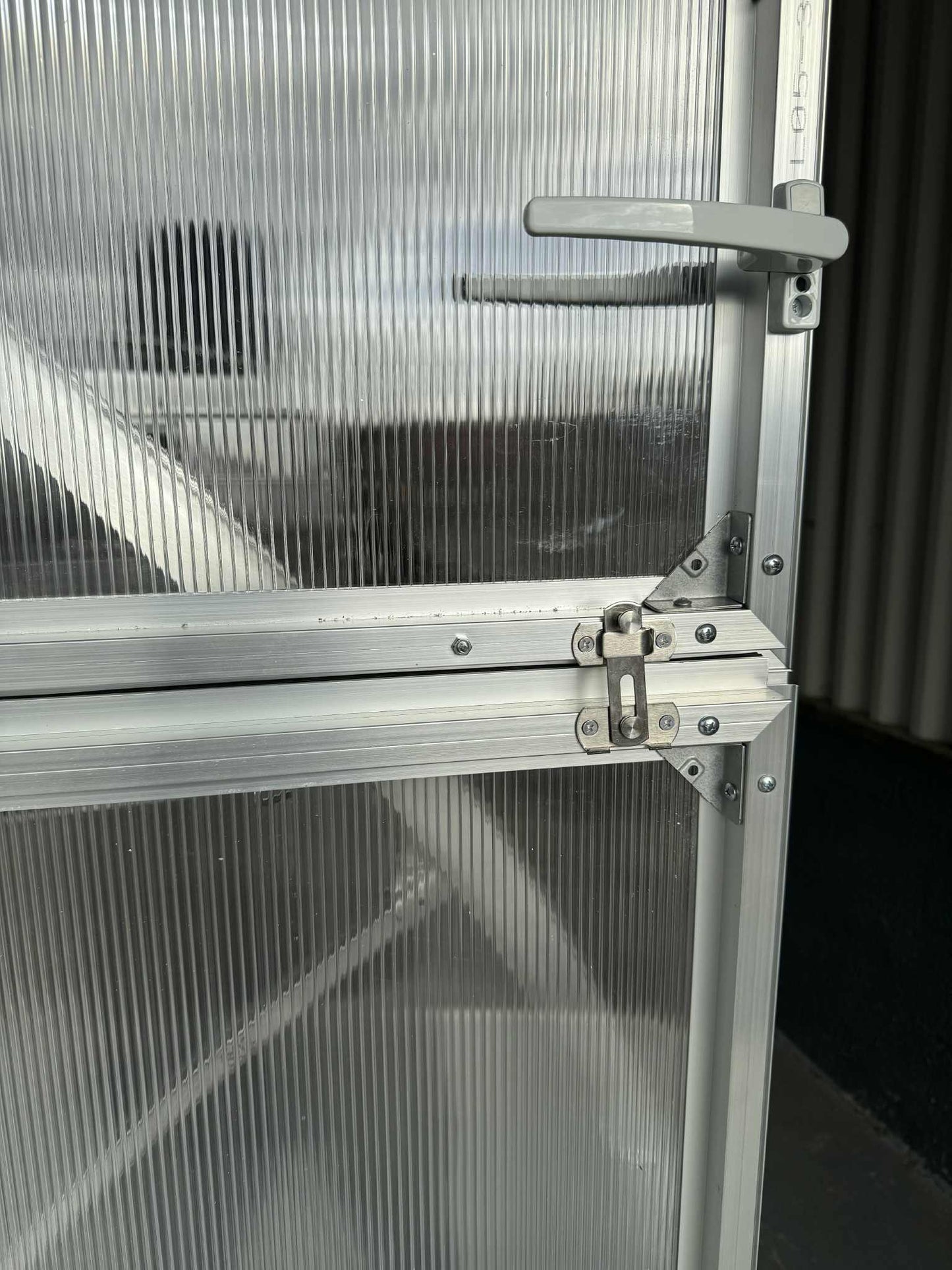 Sigma Lux 3m (width: 3 m, height: 2.10 m)