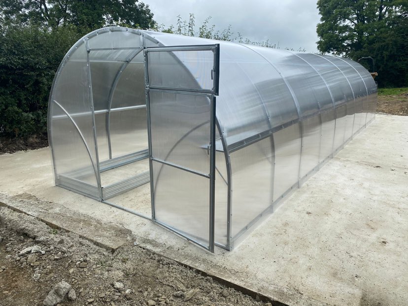 GREENHOUSE SIGMA 30 M² (3M X 10M; 9.8FT X 33FT)