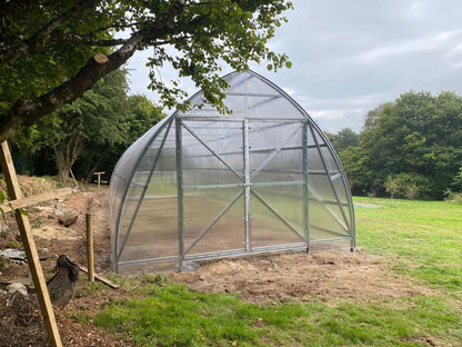 FARMER 5 (63.5M² - 5M X 12.7M; 16.4FT X 41.7FT)