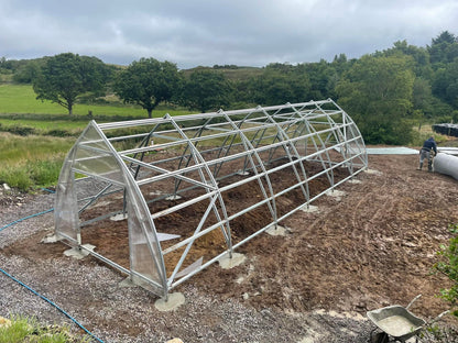 FARMER 4.2 (53.34 M² - 4.2M X 12.7M; 13.8FT X 41.7FT)