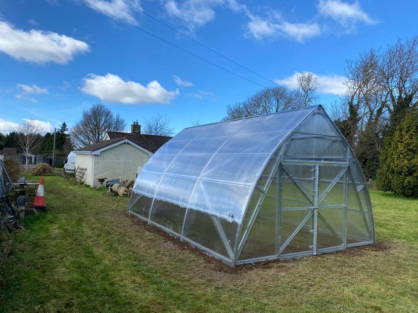 FARMER 4.2 (17.64 M² - 4.2M X 4.2M; 13.8FT X 13.8FT)