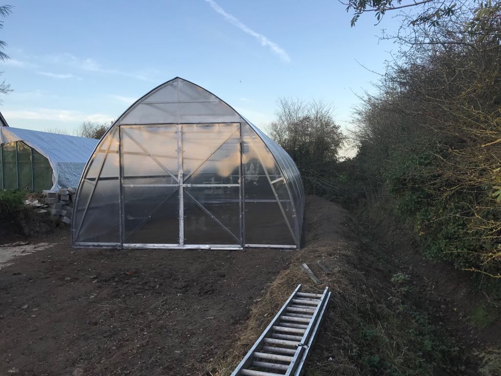 FARMER 5 (63.5M² - 5M X 12.7M; 16.4FT X 41.7FT)