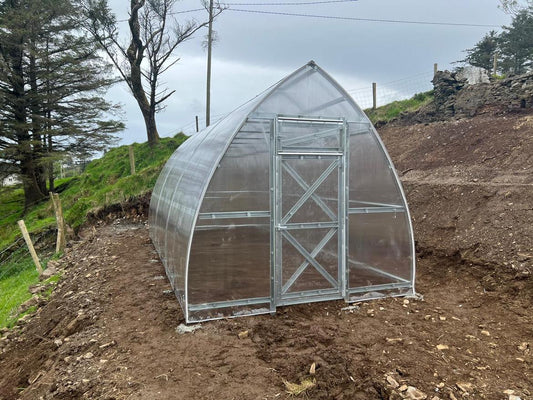 GREENHOUSE ARROW, 15.6 M² (2.6M X 6M; 8.5FT X 19.6FT)