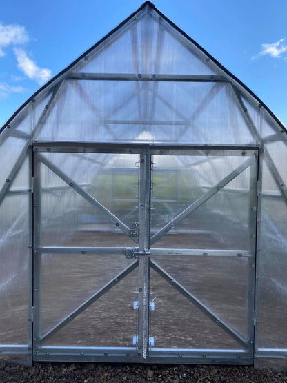 FARMER 4.2 (44.52 M² - 4.2M X 10.6M; 13.8FT X 34.8FT)