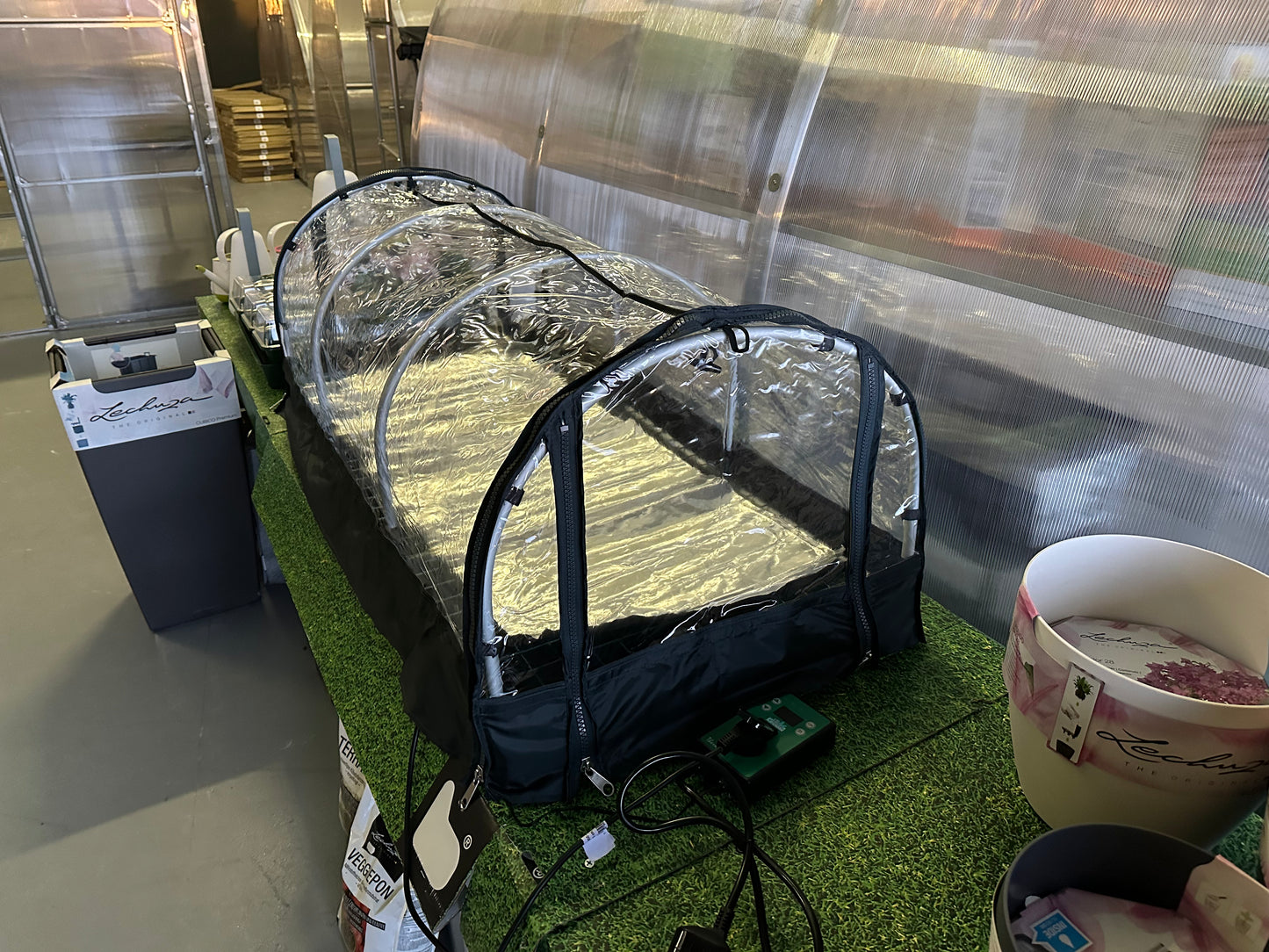 PROPAGATOR XXL “JUMBO” WITH HEATING MAT & DIGITAL-THERMOSTAT