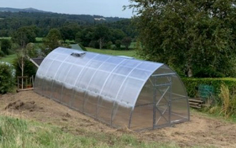 GREENHOUSE ARROW-3, 24 M² (3M X 8M; 9.8FT X 26FT)